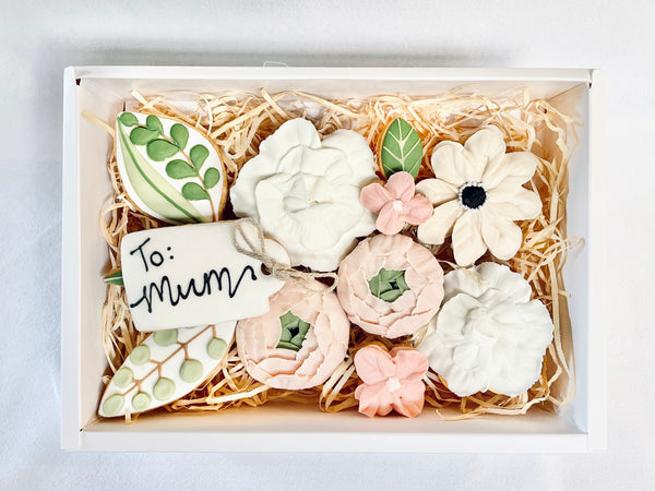 Mother’s Day Cookie Bouquet Box